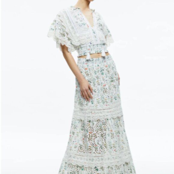 TABITHA FLORAL LACE CROPPED TASSEL BLOUSE in Georgia Floral - Picture 2 of 4